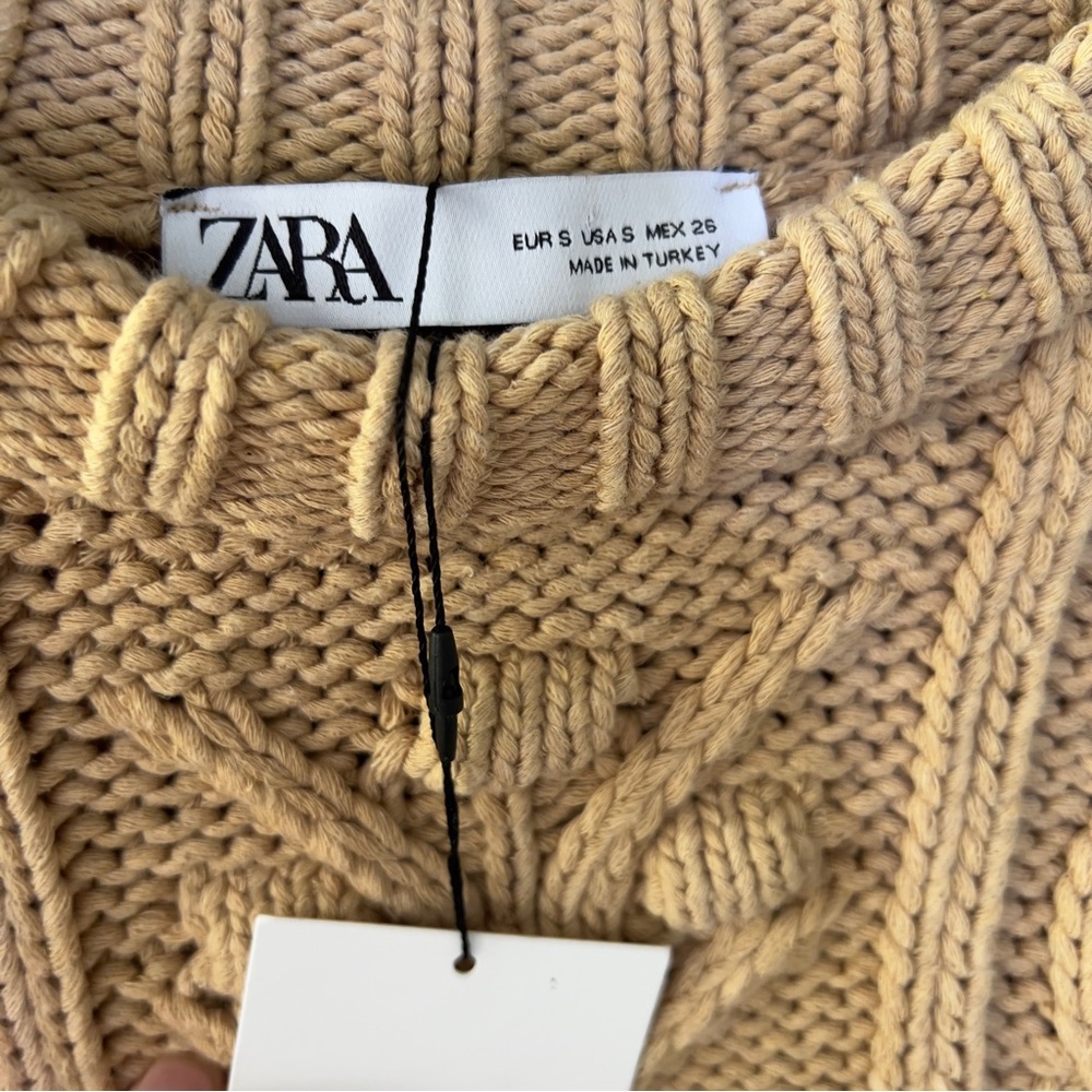Zara Cable Knit Sweater Neutral Crewneck Tan Stretchy Cotton Blend Small/Medium - Picture 4 of 4